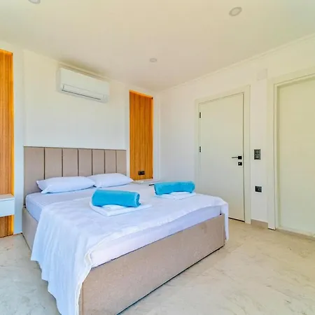شقة With A Pool And Sea View In Kalkan 2 كاس